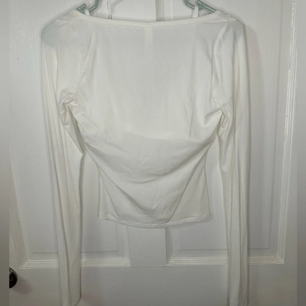 NWOT SKIMS Soft Lounge Lace Long Sleeve Button Up in Marble - Picture 7 of 9